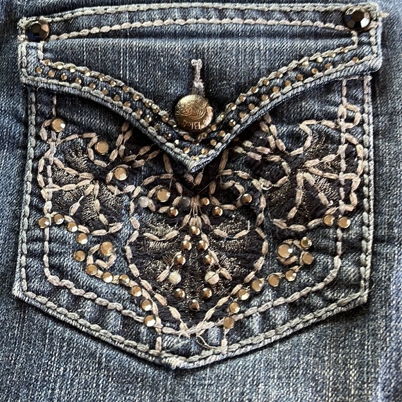 Like New Code Bleu Embellished Carpis Sz 12 - Picture 4 of 9